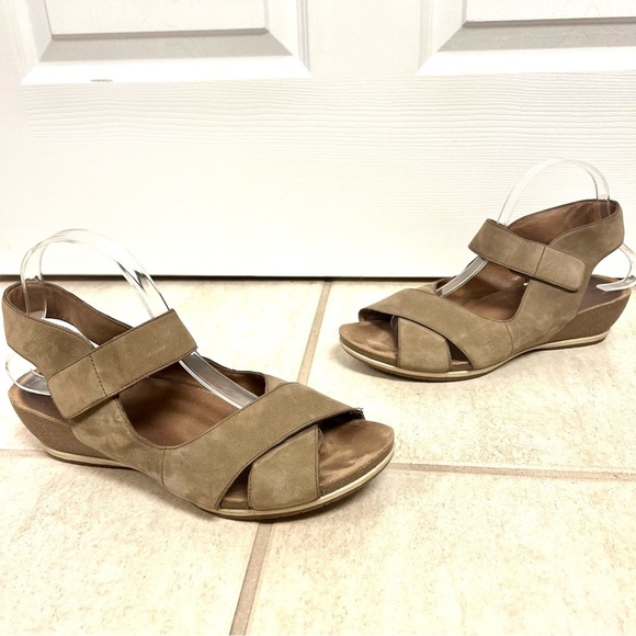 Dansko Women’s Sharla Tan Slingback Wedge Sandal Size 41 EU 10.5 US preppy comfy - Picture 2 of 9